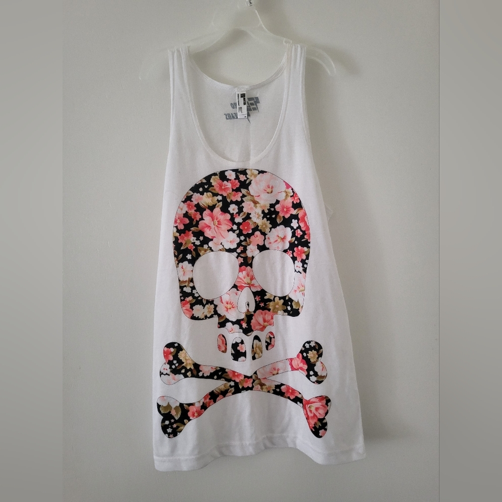 Electro Threads skull rose tank top, Size XS.